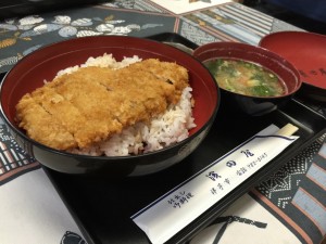 かつ丼３